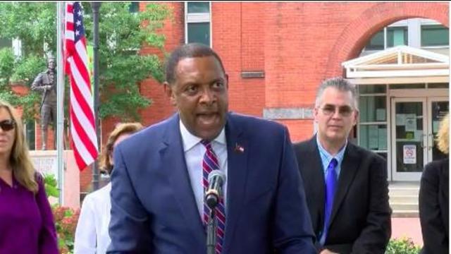 Vernon Jones Gives A Fiery Speech At The Georgia Courthouse Demanding A Forensic Audit 19-7-2021