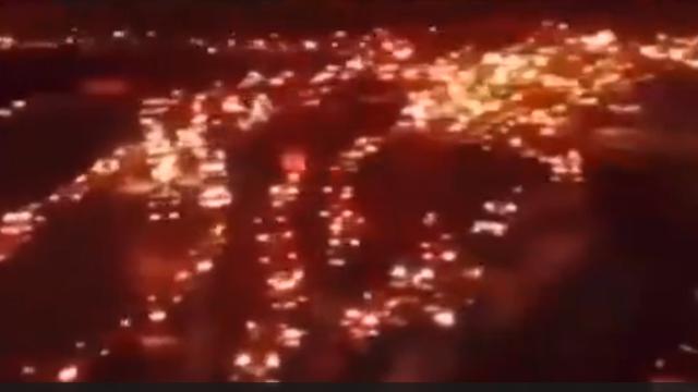 FREEDOM MOVEMENT IN CANADA MAKING HISTORY! OTTAWA LIT UP BY TRUCKS 31-1-2022