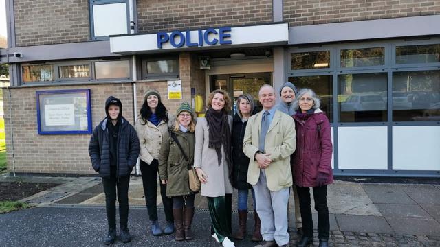 PART 2 CONCERNED CITIZENS WENT TO MARKET HARBOROUGH POLICE STATION TO INFORM THEM ABOUT A CRIMINAL 17-1-2022